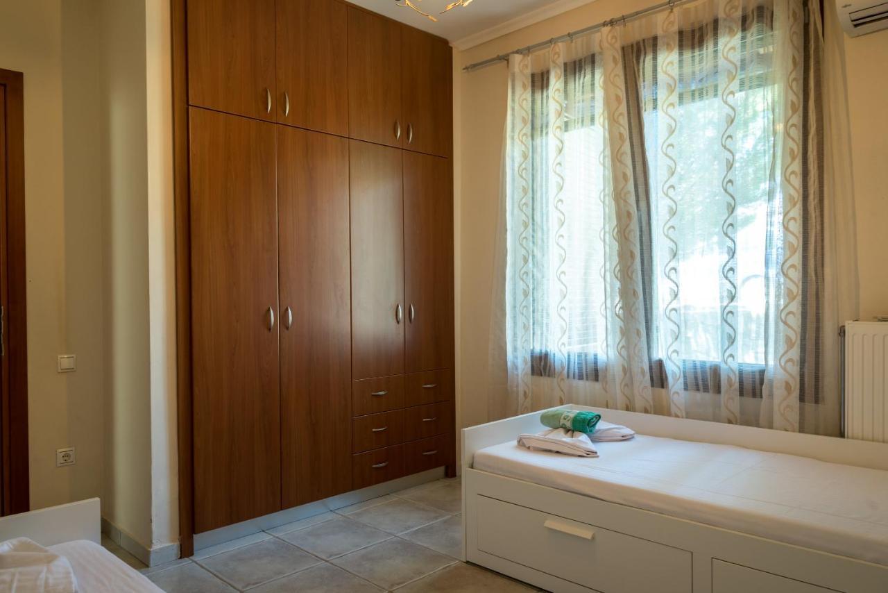 Blue Thea Luxury Villa In Afitos ภายนอก รูปภาพ