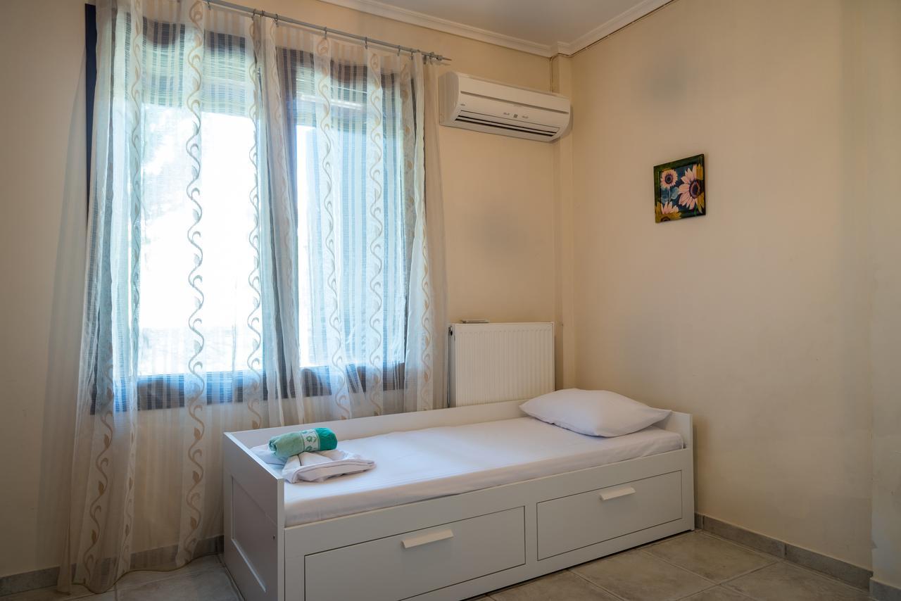 Blue Thea Luxury Villa In Afitos ภายนอก รูปภาพ