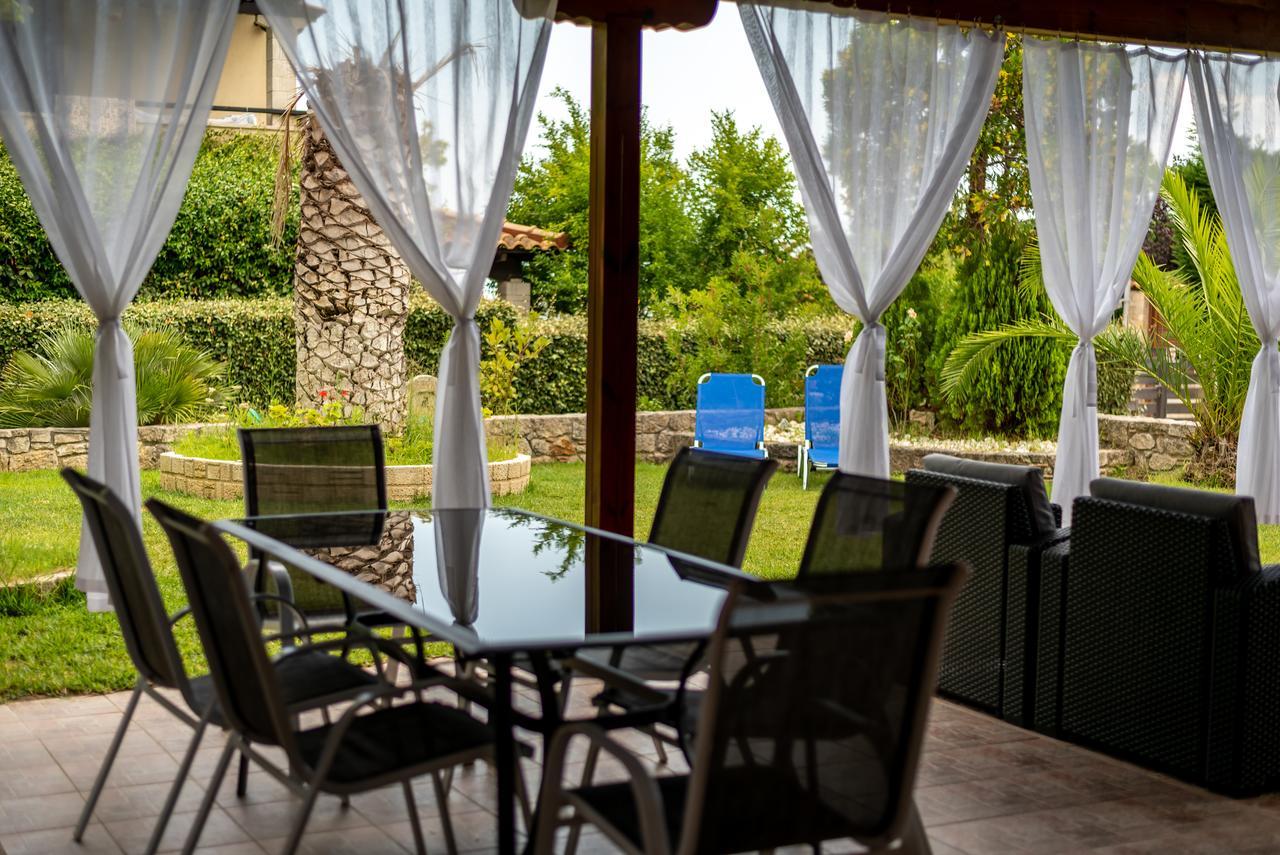 Blue Thea Luxury Villa In Afitos ภายนอก รูปภาพ